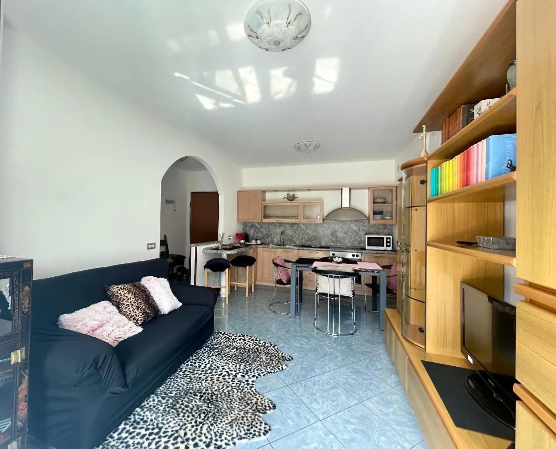 Alba Home Tirano